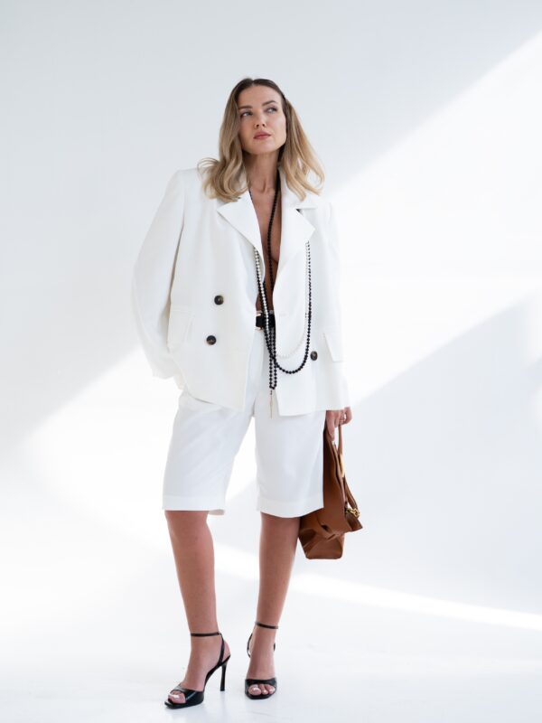 Bermuda shorts | White