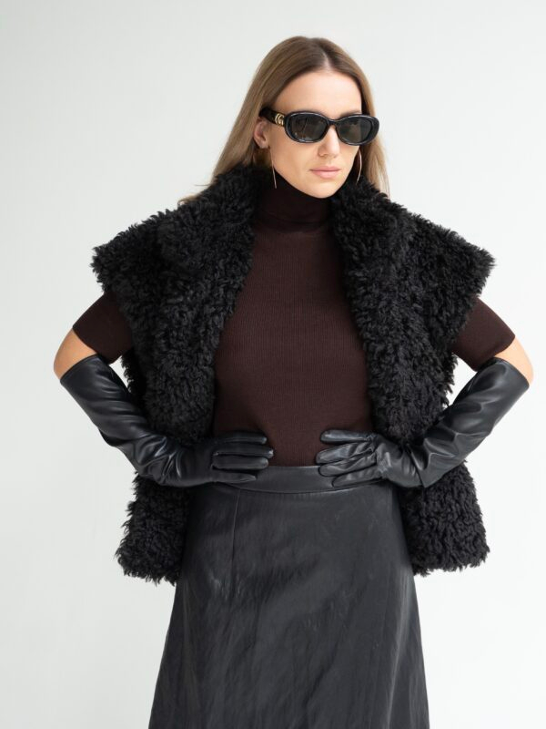 Fur vest | Black